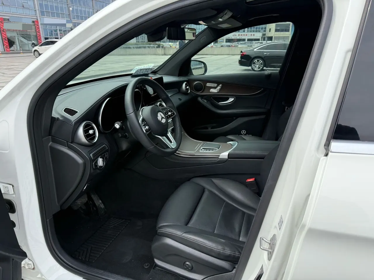 Mercedes Benz 2020 GLC 300 L 4MATIC 2.0T Dynamic (Modified) Automatic Gear 5