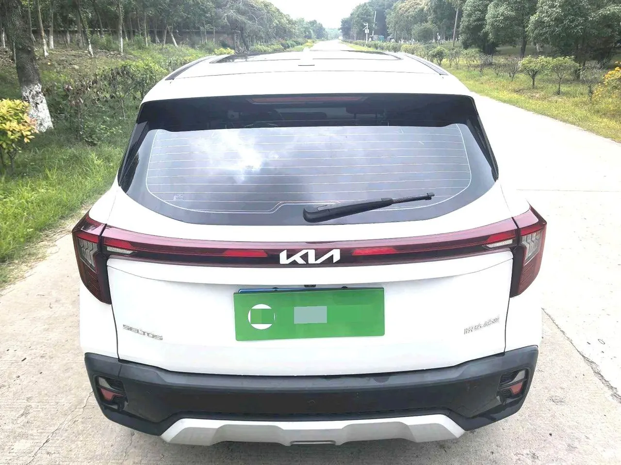Kia 2023 Setus 1.4T Deluxe Edition Automatic Gear 4