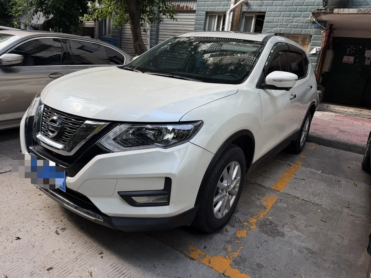 打开图片灯箱:Nissan 2020 Qijun 2.0 Stepless XL ITS Two-Drive Comfort Edition Automatic Gear
