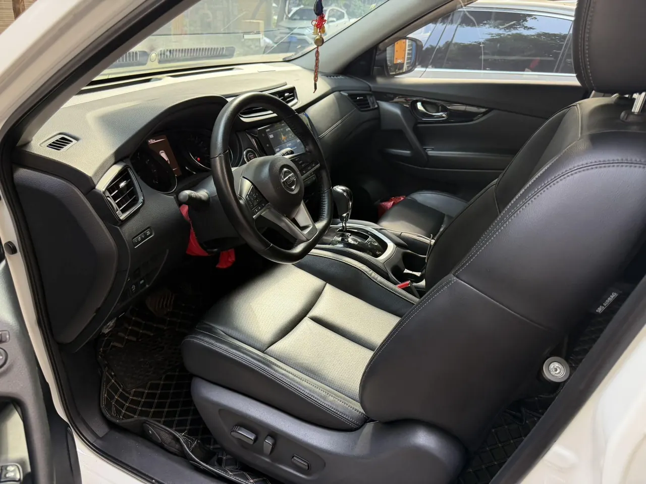 Nissan 2020 Qijun 2.0 Stepless XL ITS Two-Drive Comfort Edition Automatic Gear 3