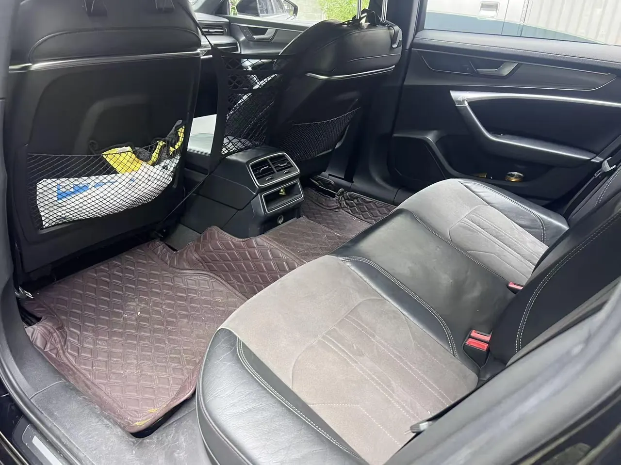 Audi 2020 A6L 2.0TFSI 40TFSI Deluxe Dynamic Automatic 3