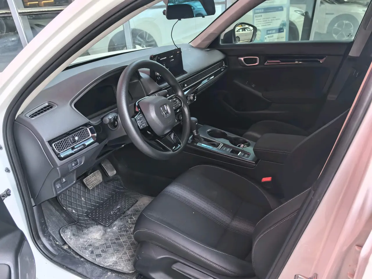 Honda 2025 Civic 1.5T Stepless 240TURBO Zhiqu Plus Automatic Gear 2