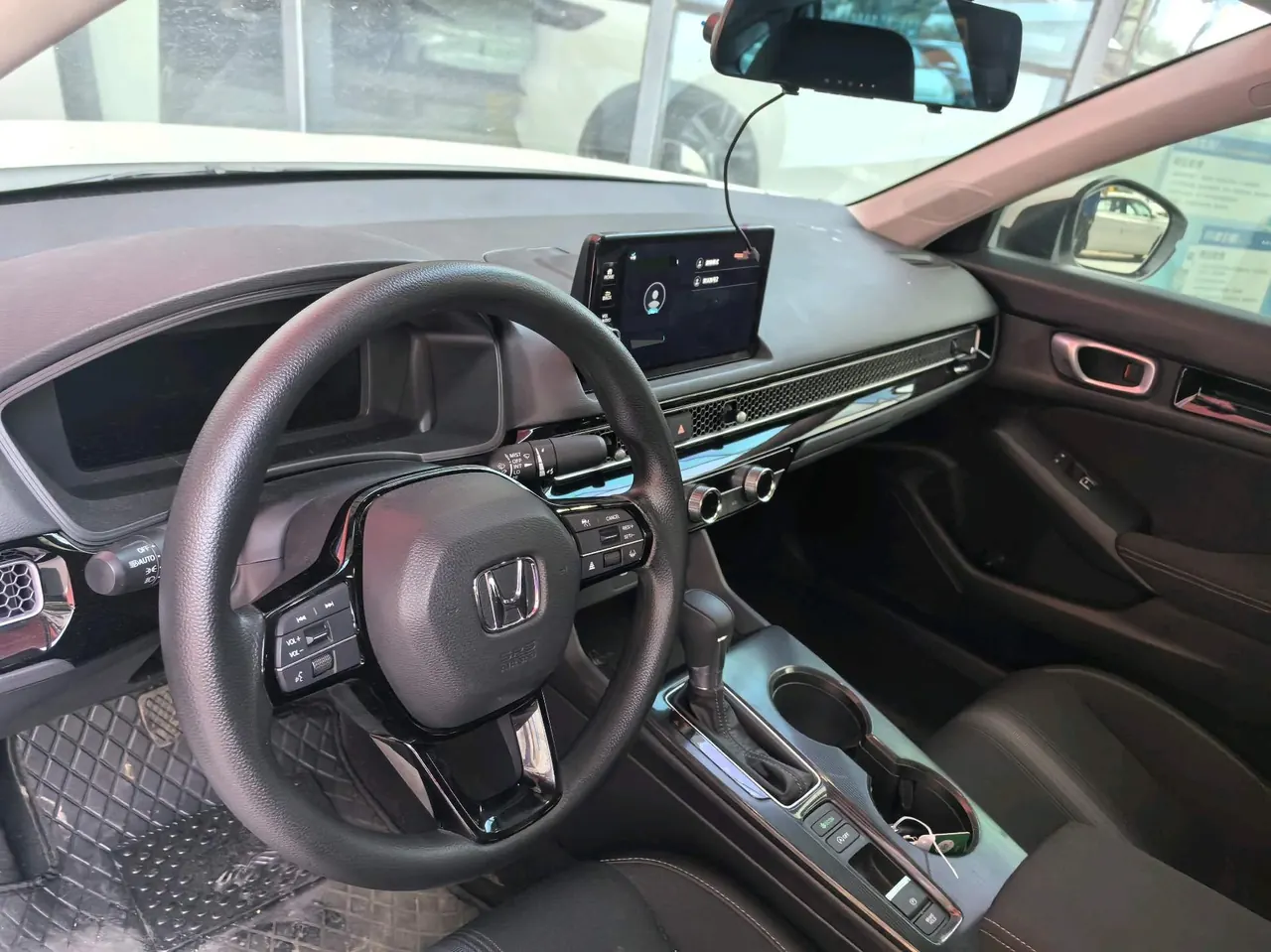 Honda 2025 Civic 1.5T Stepless 240TURBO Zhiqu Plus Automatic Gear 3