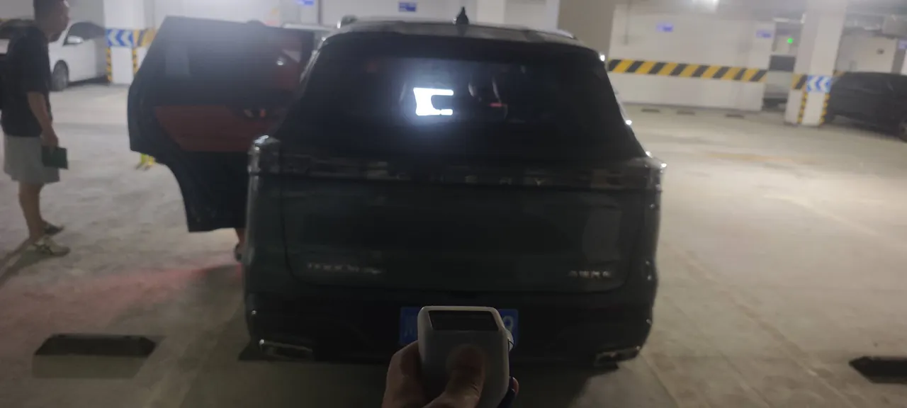 Chery 2025 Tiggo 8 PLUS 1.6TGDI 290TGDI Luxury Automatic Gear 4