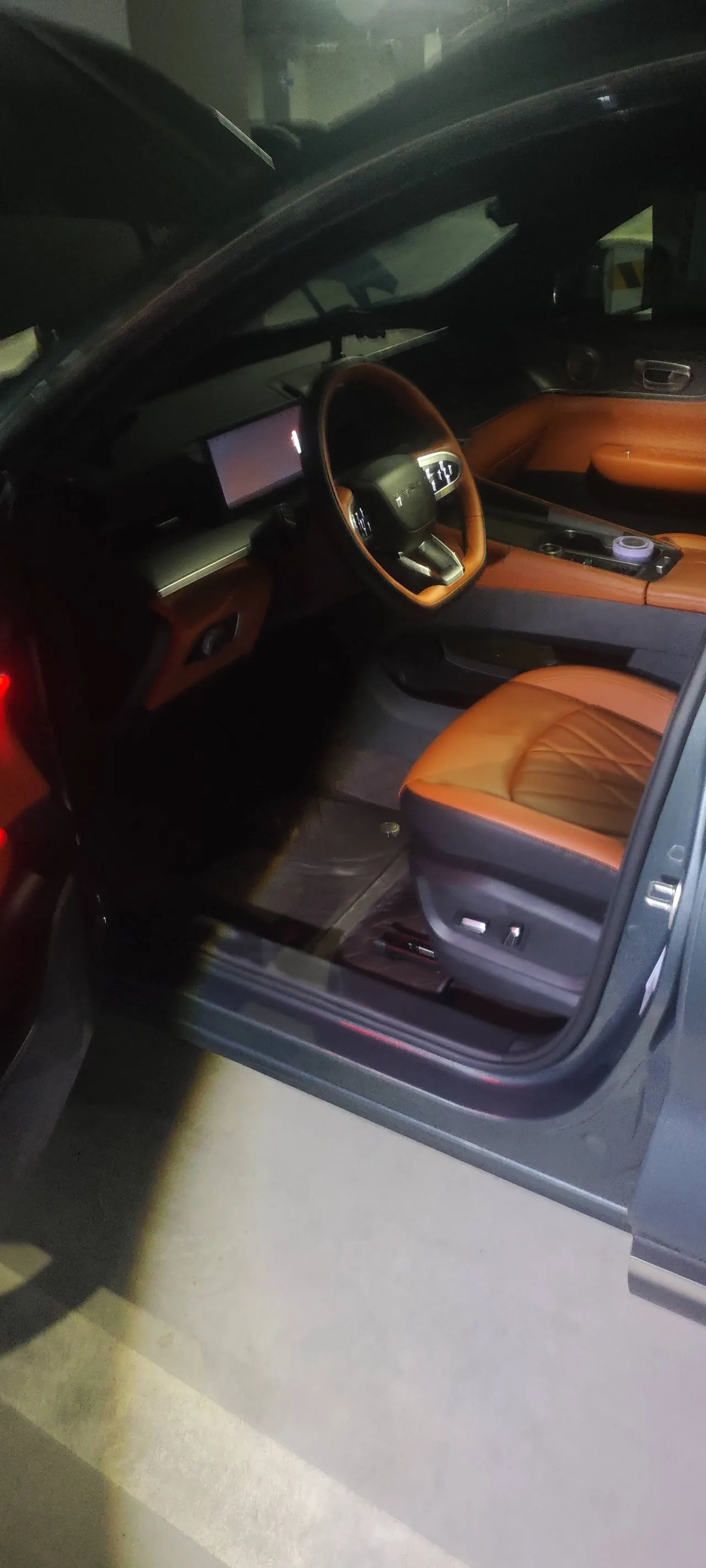 Chery 2025 Tiggo 8 PLUS 1.6TGDI 290TGDI Luxury Automatic Gear 7