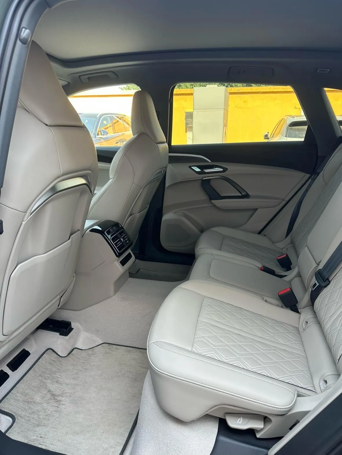 Audi 2026 Q5L 2.0T Smart Hybrid Luxury Automatic Gear 6