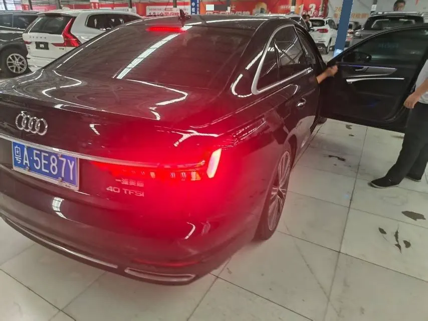 Audi 2021 A6L 2.0TFSI 40TFSI Deluxe Dynamic Automatic 5