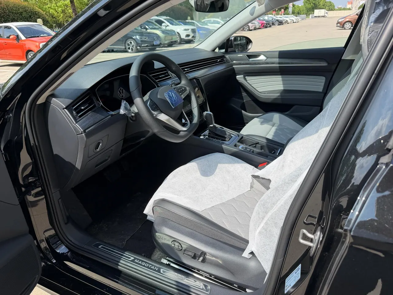 Volkswagen 2026 Magotan 2.0TSI 330TSI 30 million selected elite automatic gear 7