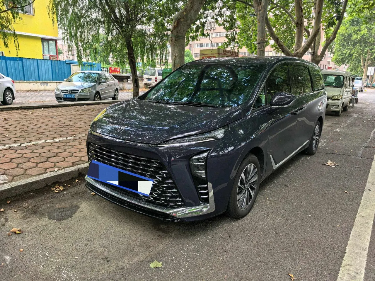 Open image lightbox: Buick 2026 GL8 Lu Zun PHEV 1.5T Luxury Edition Automatic Gear