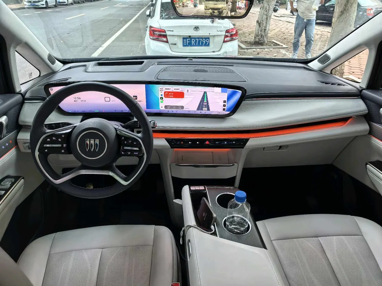 Buick 2026 GL8 Lu Zun PHEV 1.5T Luxury Edition Automatic Gear 5