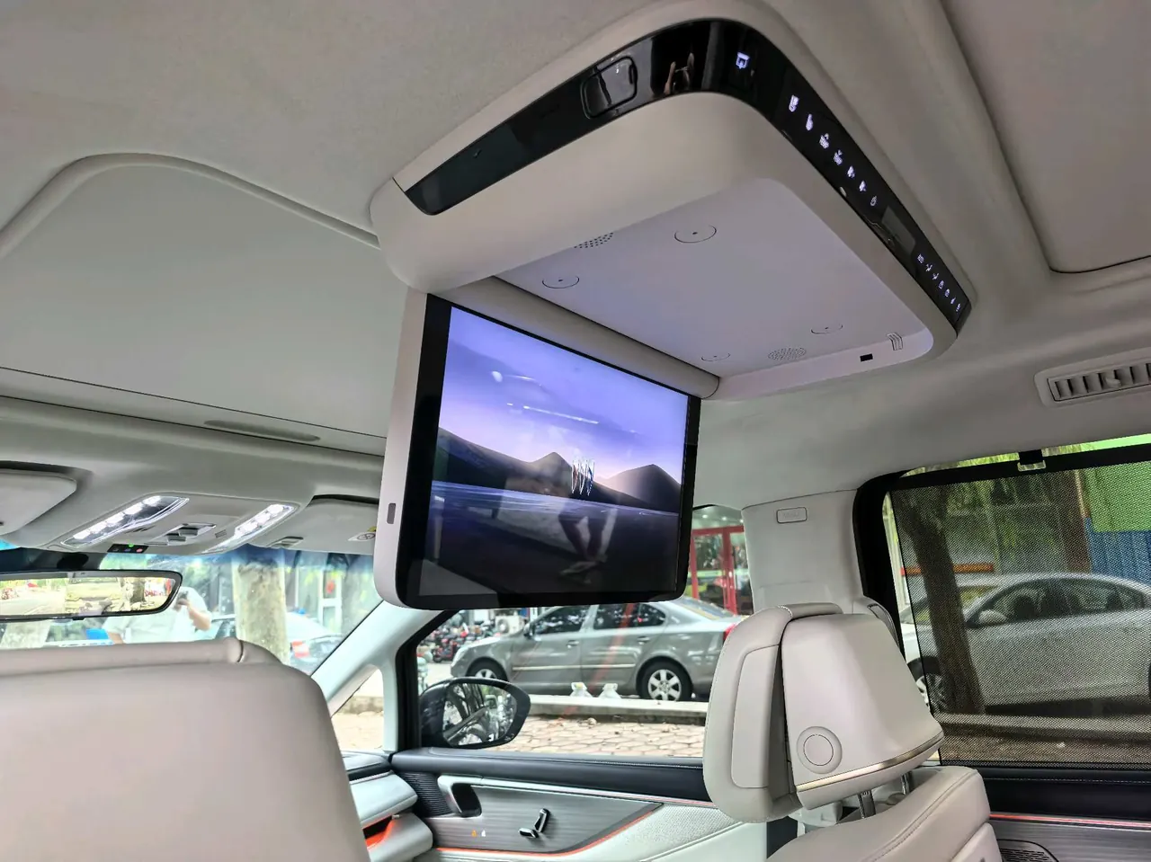 Buick 2026 GL8 Lu Zun PHEV 1.5T Luxury Edition Automatic Gear 6