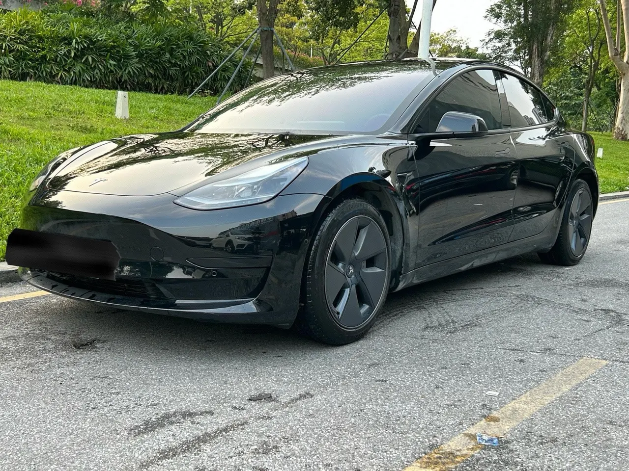 打开图片灯箱:Tesla 2022 Model 3 rear-wheel drive version of automatic transmission