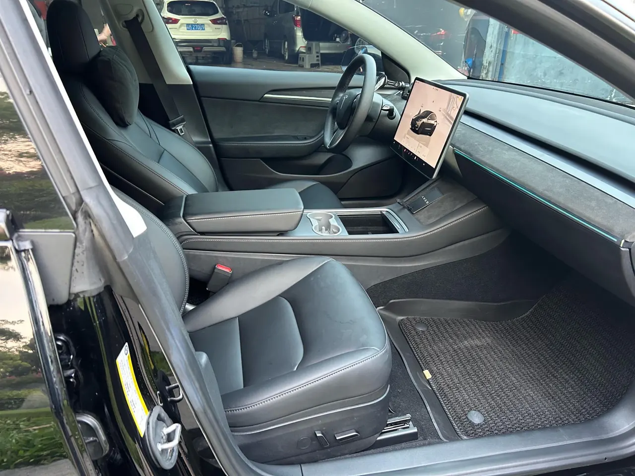Tesla 2022 Model 3 rear-wheel drive version of automatic transmission 4