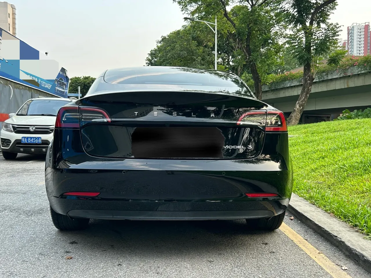 Tesla 2022 Model 3 rear-wheel drive version of automatic transmission 8