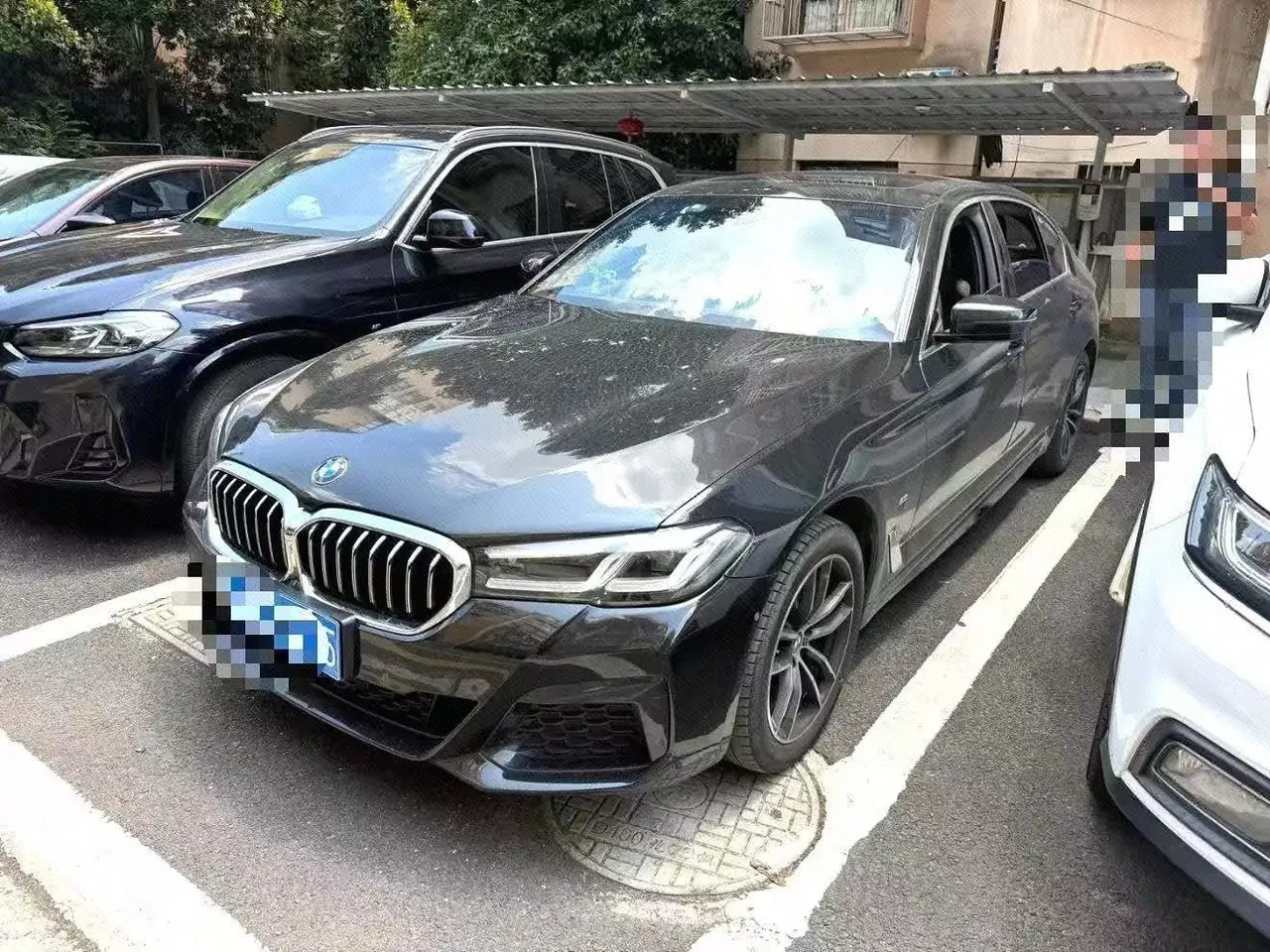 Open image lightbox: BMW 5 Series 2022 525Li 2.0T M Sports Suit (Change 2) Automatic Gear
