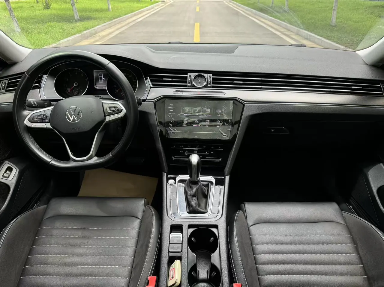 Volkswagen 2020 Magotan 2.0TSI 330TSI Leading Automatic 8