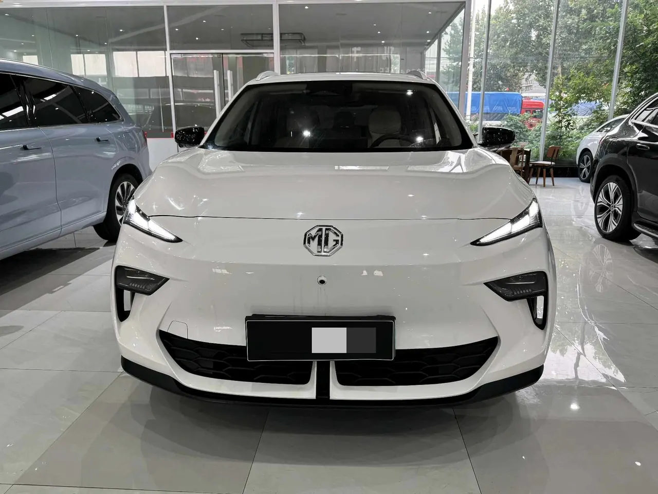 MG 2025 MG ES 5 515plus rear drive automatic gear 2