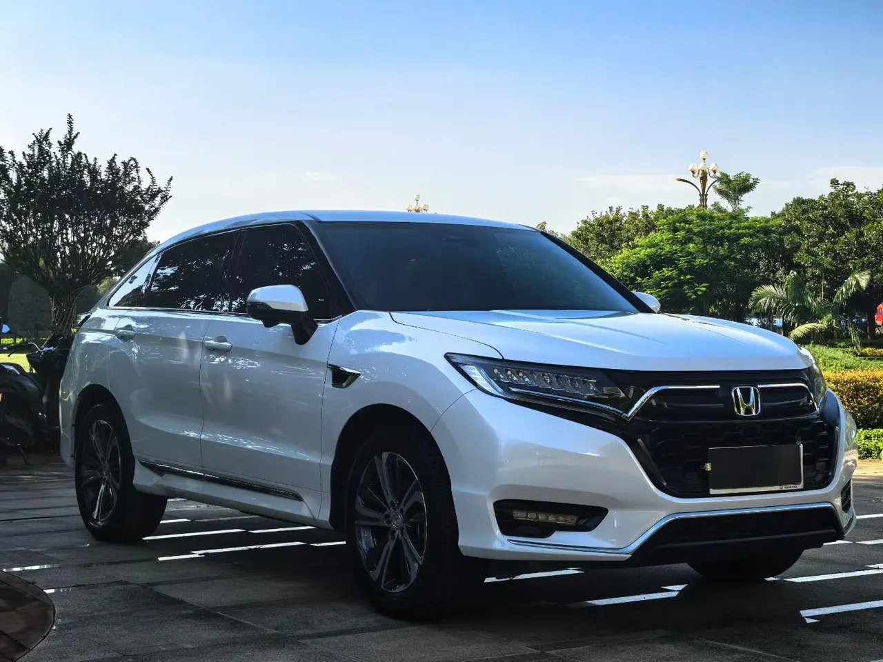 Honda 2020 UR-V 1.5T Stepless 240TURBO Two-Drive Elegant Edition Automatic Gear 2