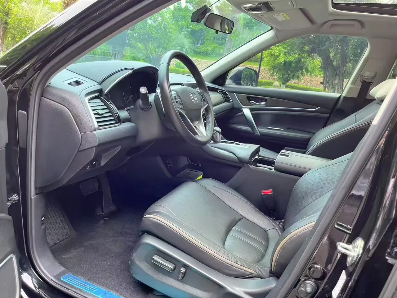 Honda 2020 Crown Road 1.5T Stepless 240TURBO Two-Drive Smart Edition Automatic Gear 7