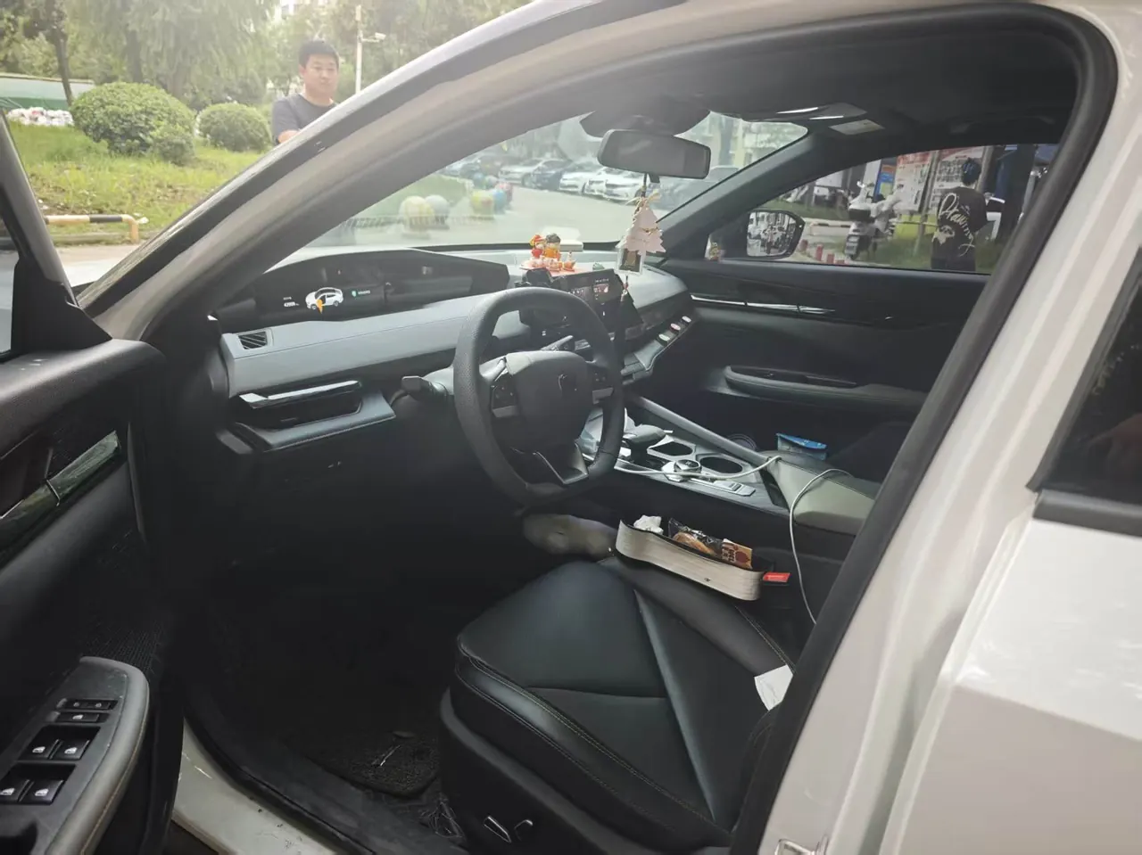 ChangAn 2023 UNI-V 1.5T honorable automatic gear 10
