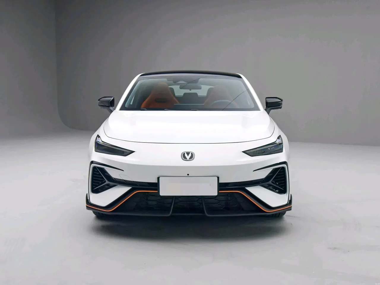 ChangAn 2023 UNI-V 1.5T honorable automatic gear 5