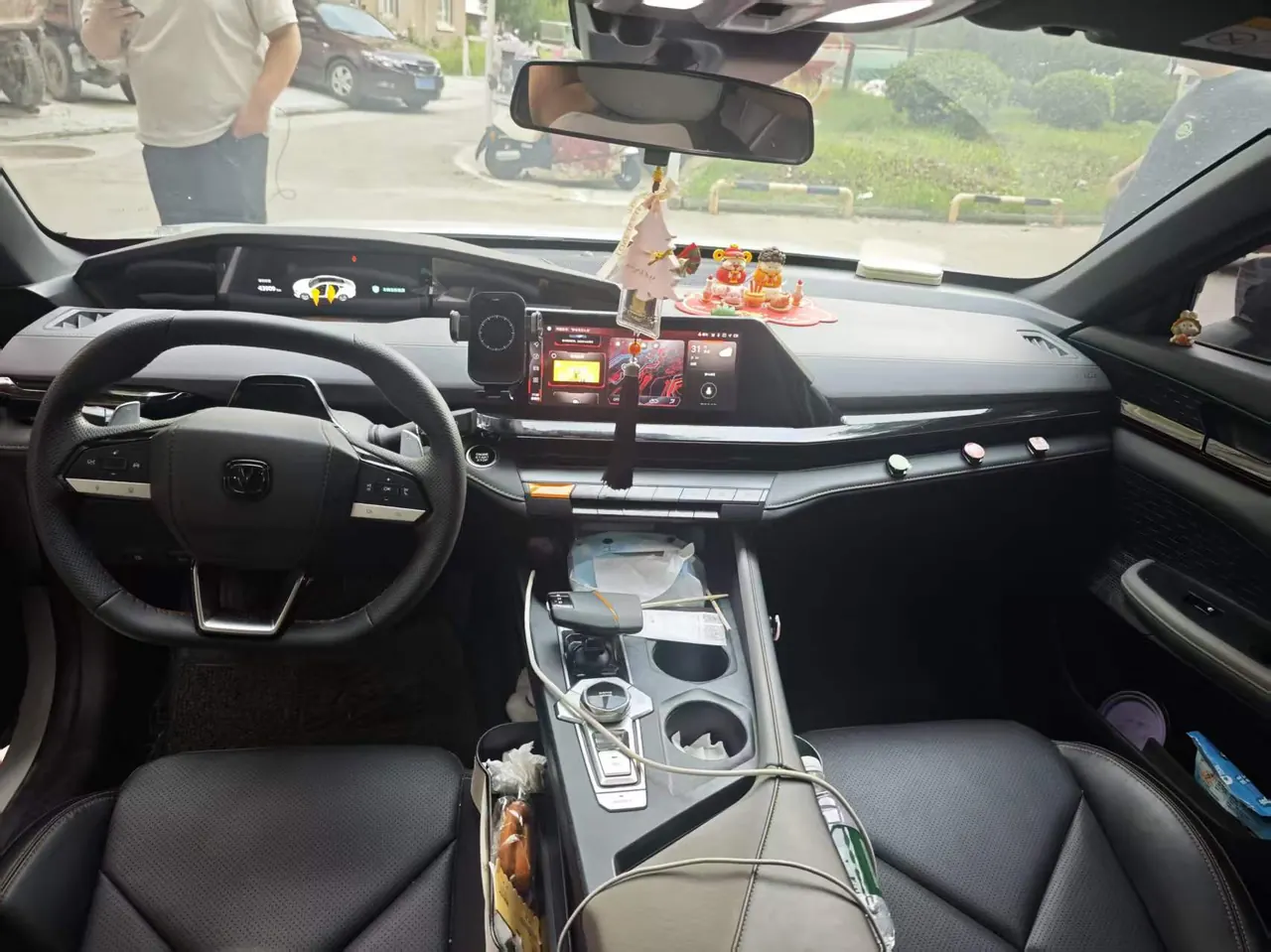 ChangAn 2023 UNI-V 1.5T honorable automatic gear 6