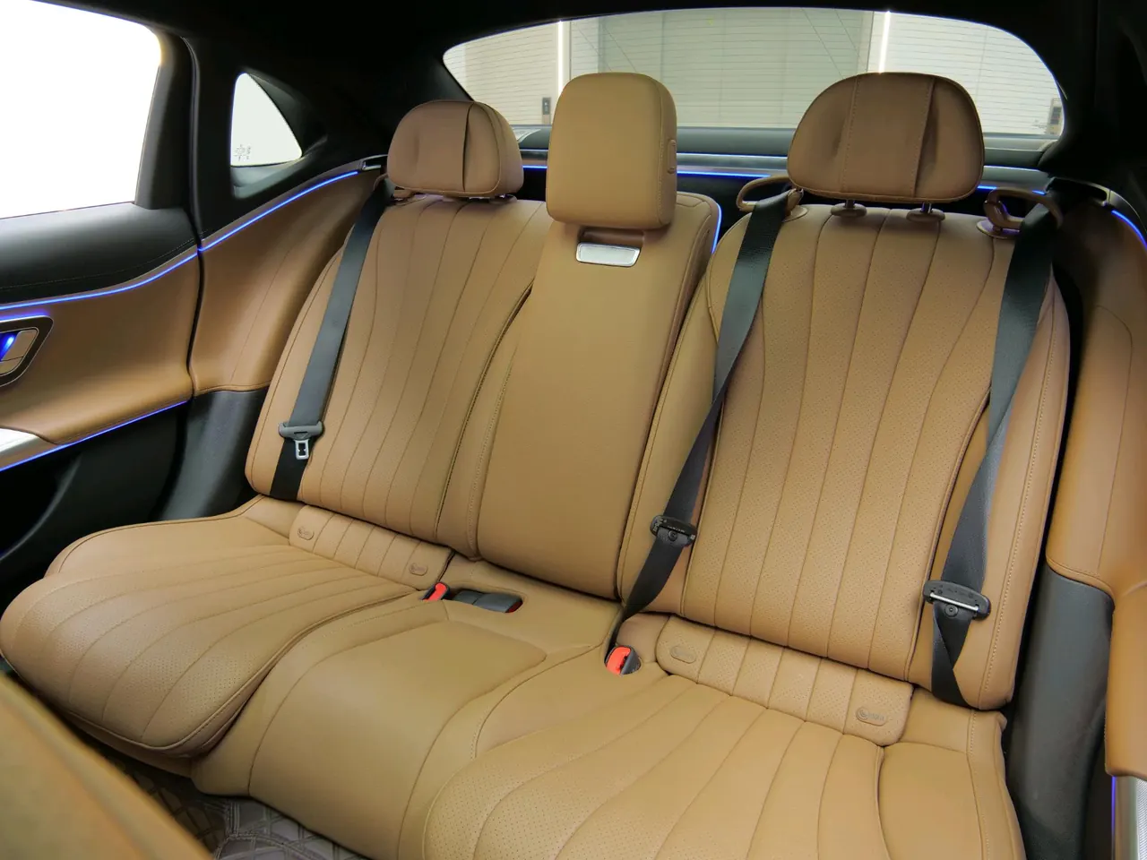 Mercedes Benz E Class 2025 E 300 L 48V 2.0T Luxury Sports Automatic 4