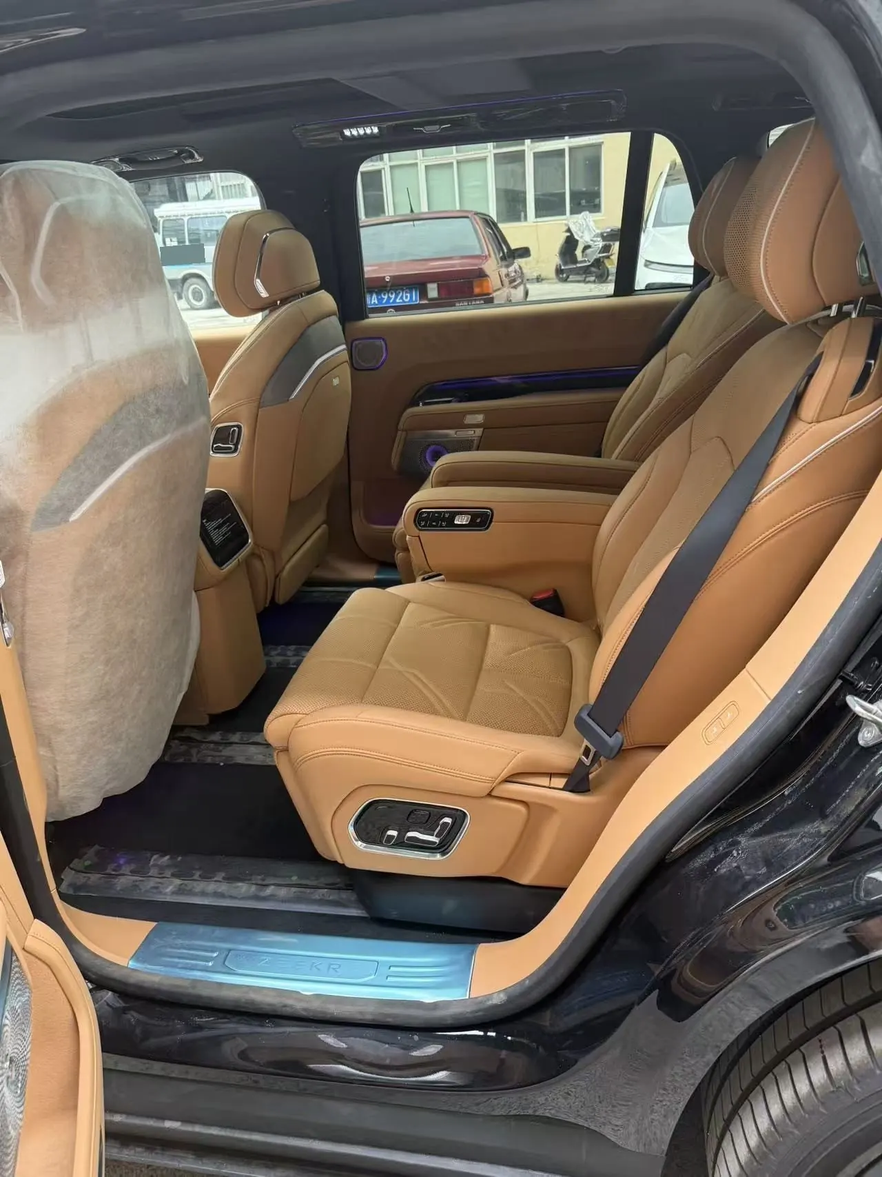 Zeekr 2025 Zeekr 9X 2.0T Hyper Edition 70kWh Automatic Gear 5
