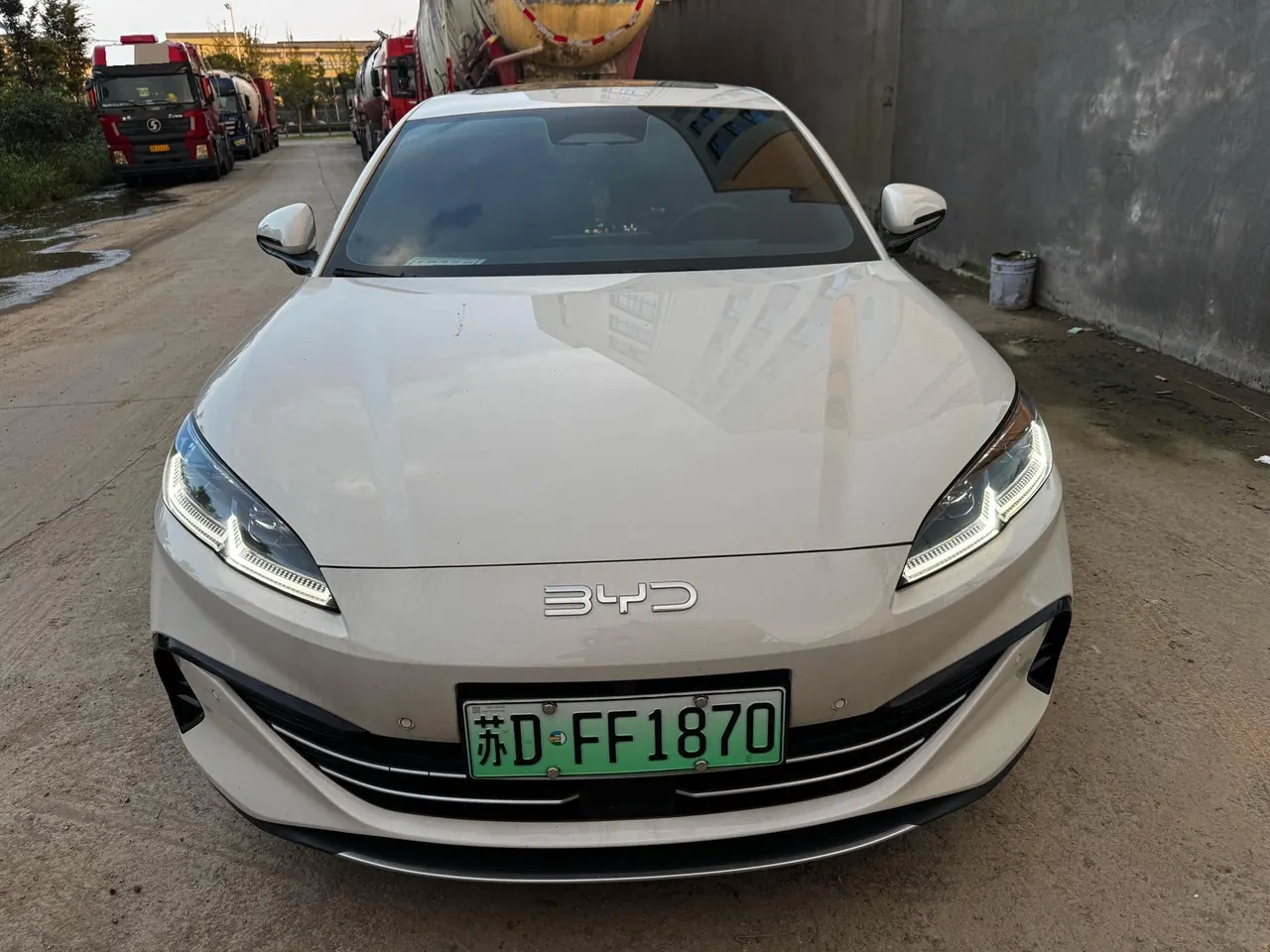 BYD 2025 seals 06 DM-i 1.5 stepless smart driving version 120KM honorable automatic gear 3