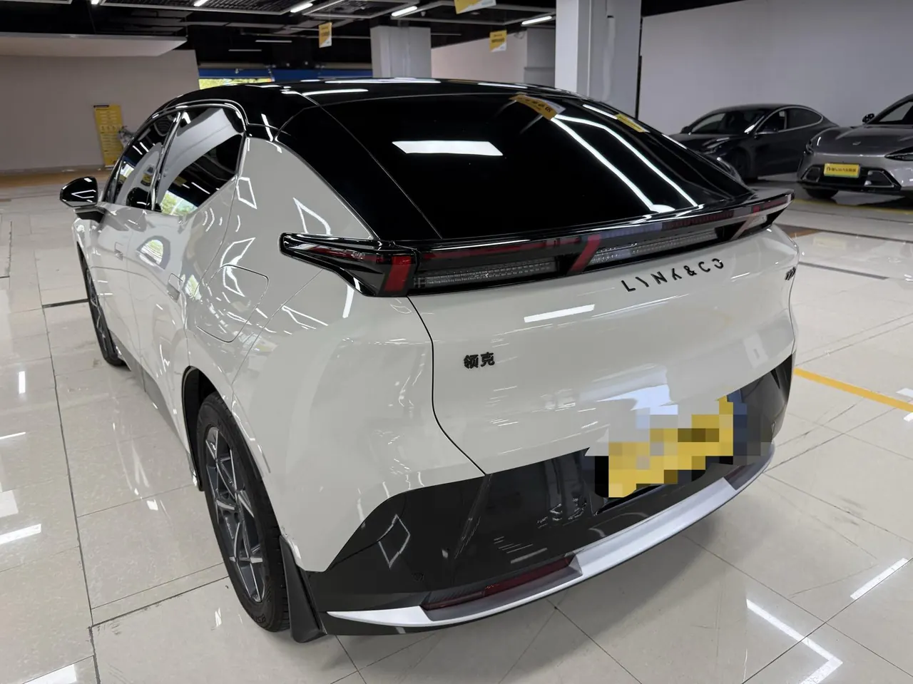 LYNK&amp;CO 2025 LYNK&amp;CO Z 20 530km Rear Drive Pro Automatic 4