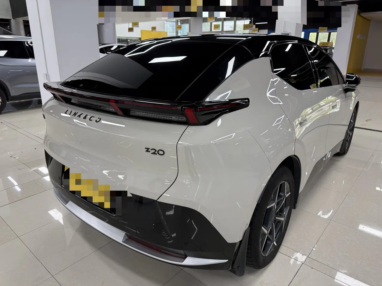 LYNK&amp;CO 2025 LYNK&amp;CO Z 20 530km Rear Drive Pro Automatic 5