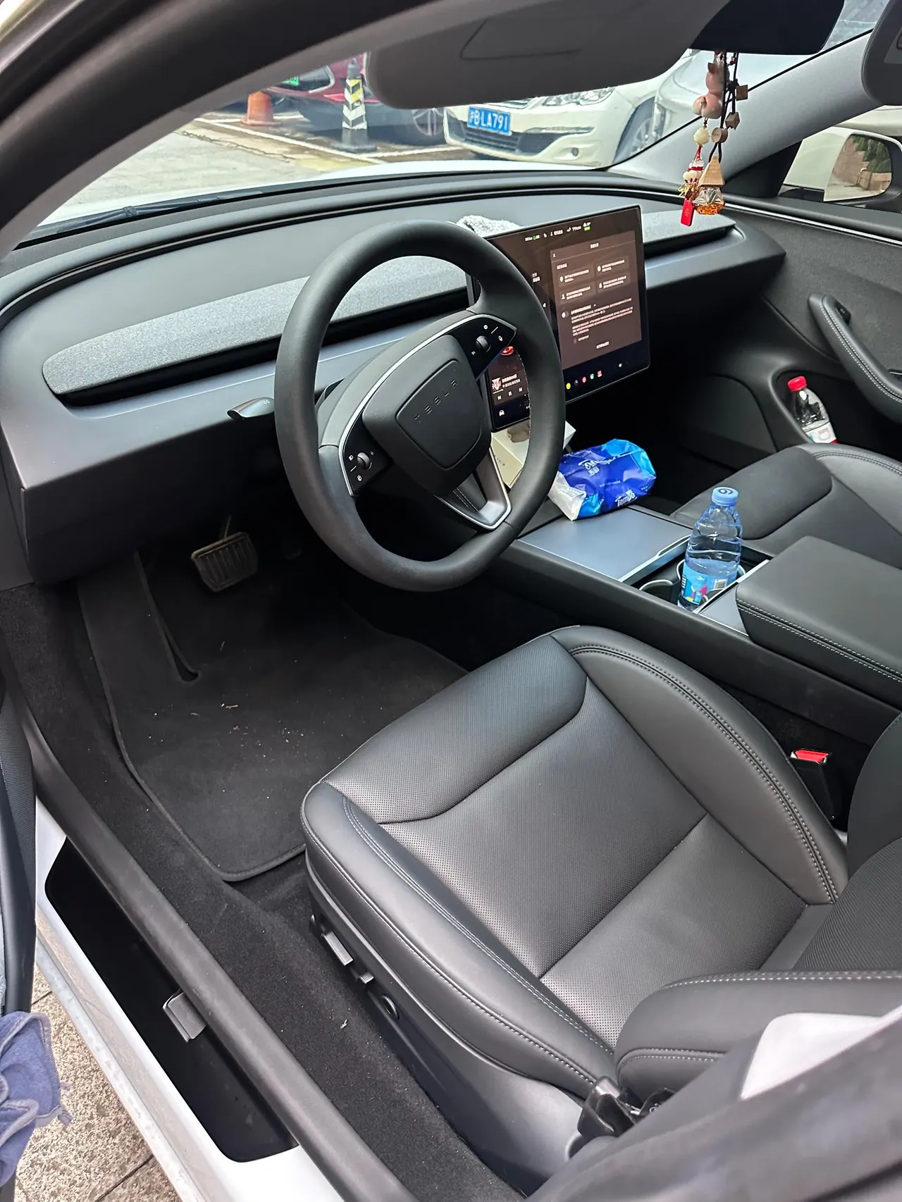 Tesla 2025 Model 3 Rear-Wheel-Drive Edition (facelift) Automatic Transmission 4