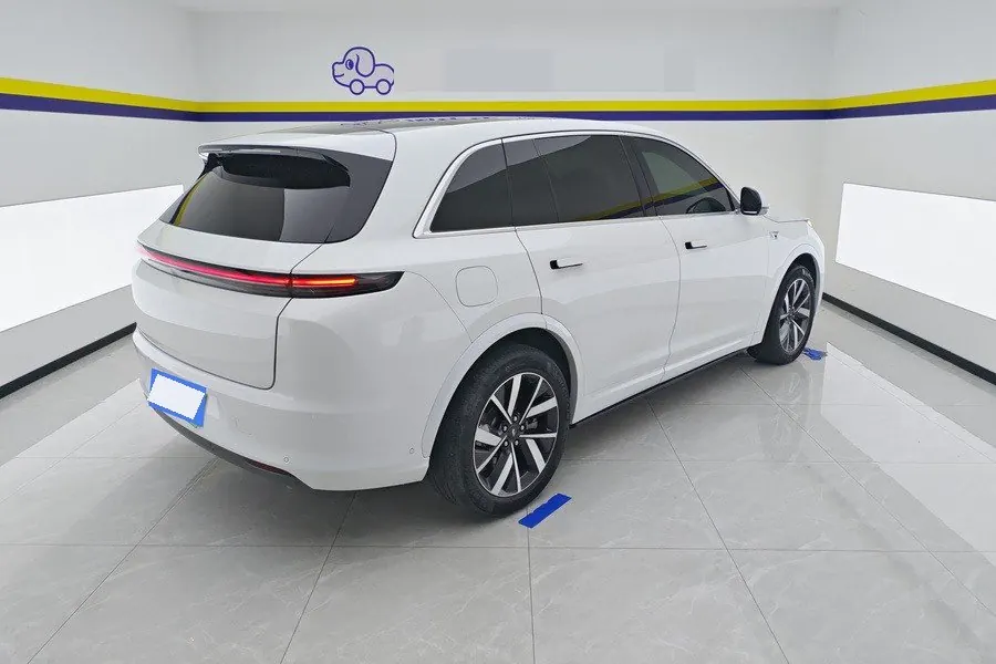 Li 2023 L7 Air automatic gear 2
