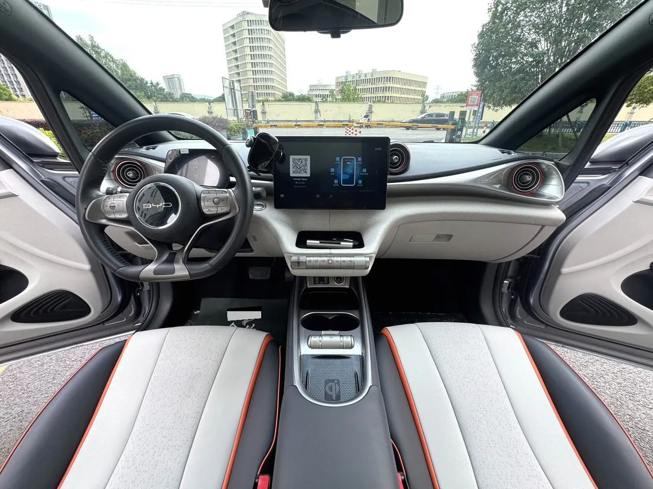 BYD 2021 Dolphin 405km Fashion Edition Automatic 6