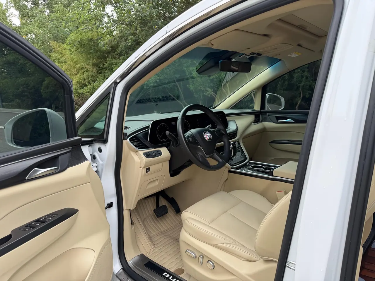 Buick 2022 GL8 ES Lu Zun 2.0T 653T Exclusive Automatic Gear 6