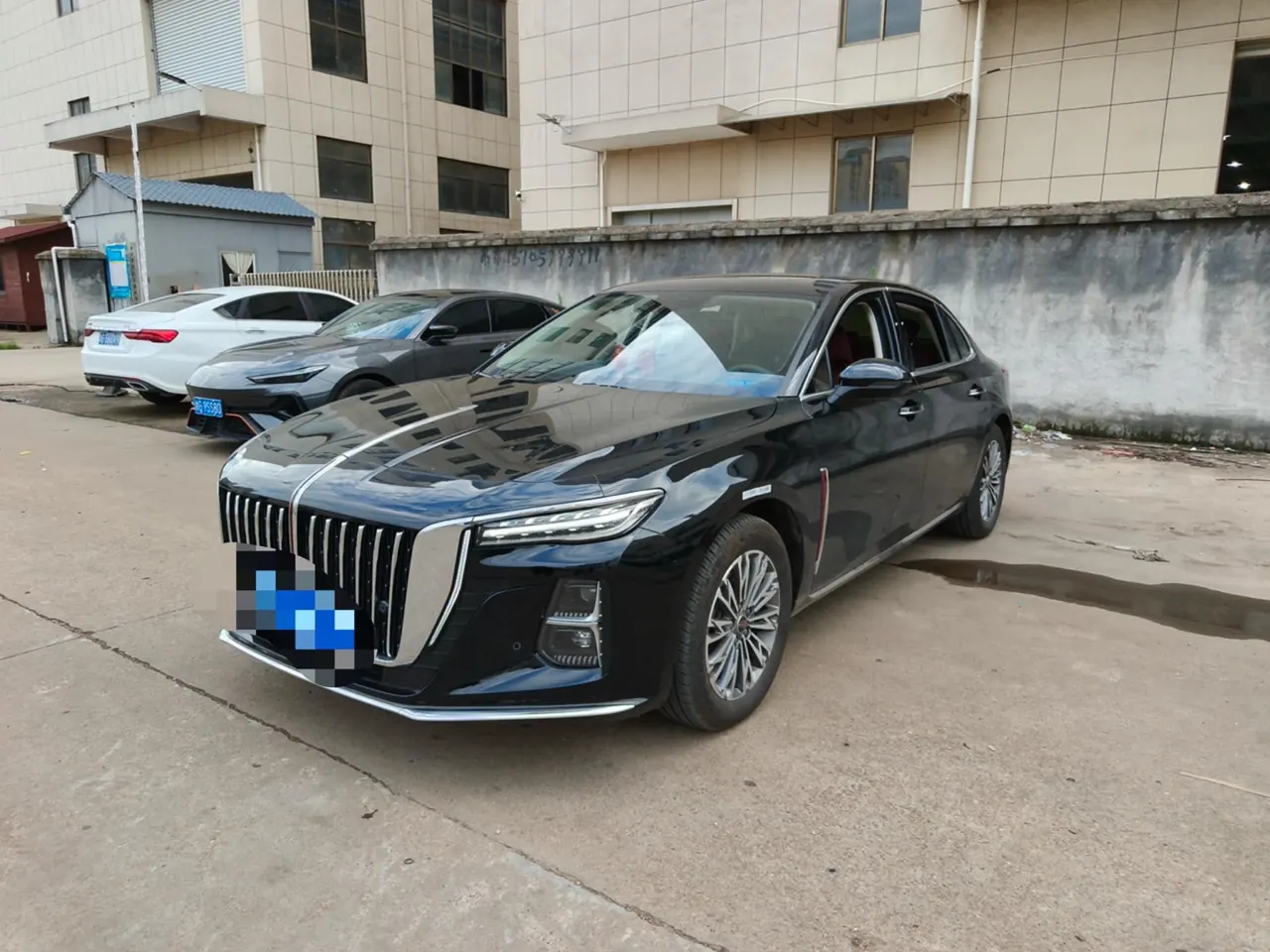 Open image lightbox: HongQi 2025 H5 1.5T Flag Rhyme 500000 Commemorative Automatic Gear