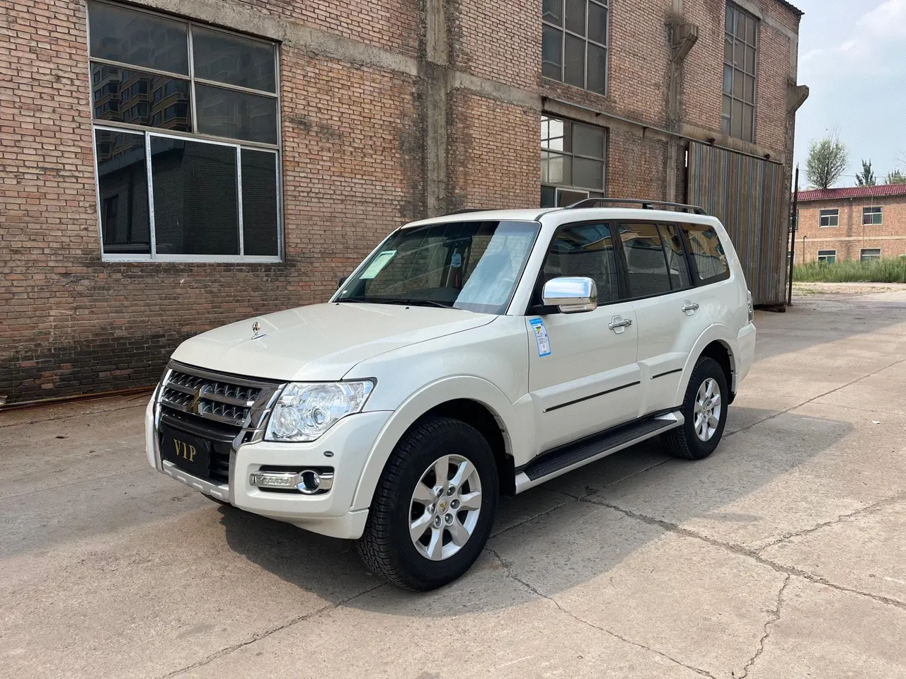 Open image lightbox: Mitsubishi Pajero (Imported) 2020 Pajero 3.0 Collection Edition Distinguished Off-Road Edition Automatic Gear