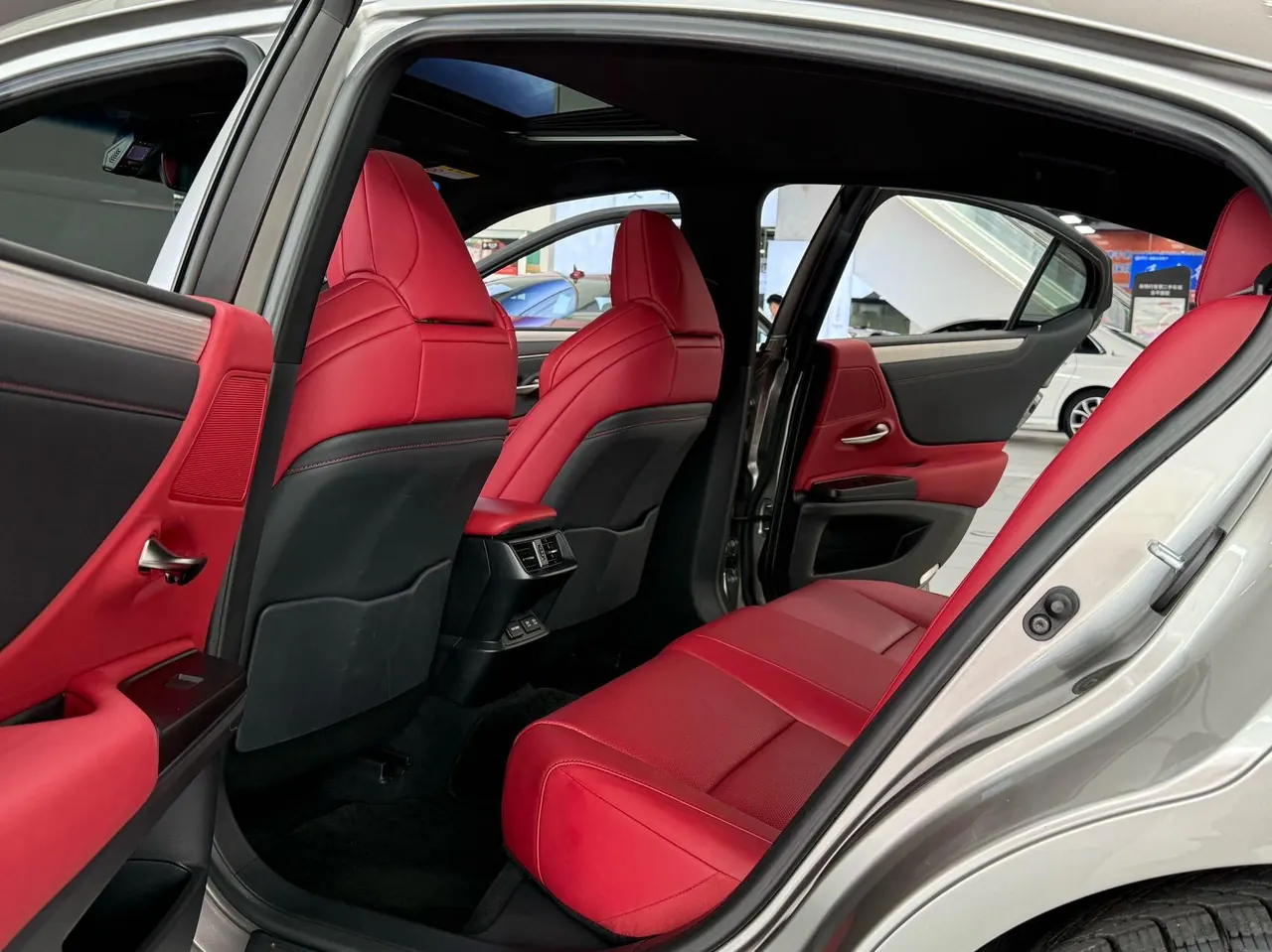 Lexus ES (Imported) 2020 ES260 F SPORT 2.5 Automatic Gear 6