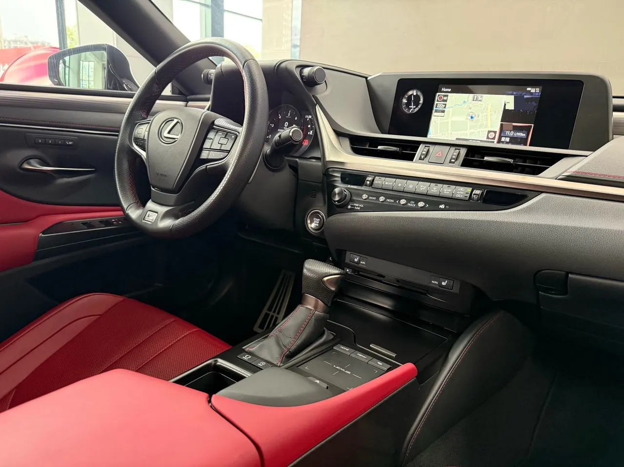 Lexus ES (Imported) 2020 ES260 F SPORT 2.5 Automatic Gear 7