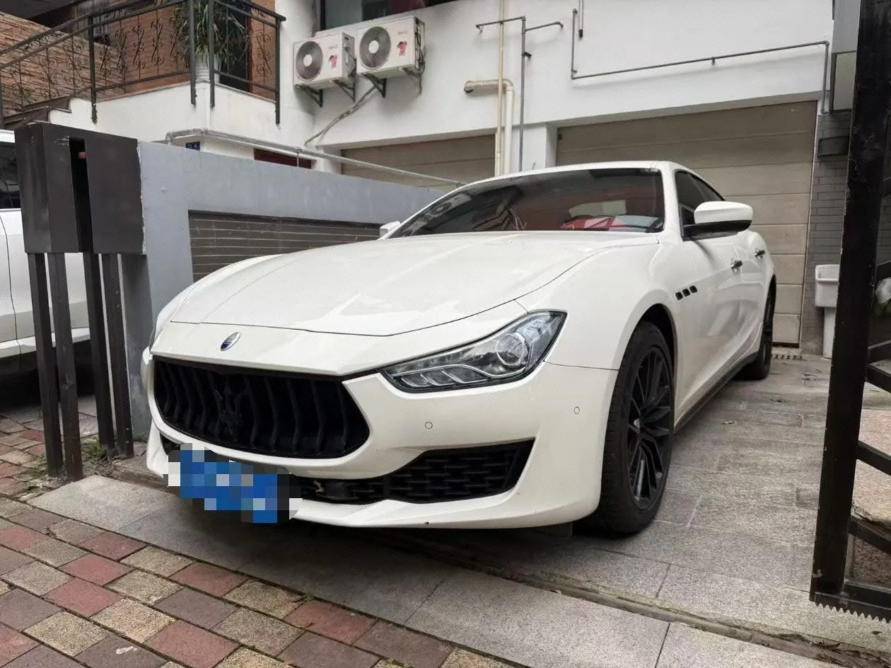 打开图片灯箱:Maserati Ghibli (Imported) 2021 Ghibli 48V 2.0T Sharp Edition Automatic Gear