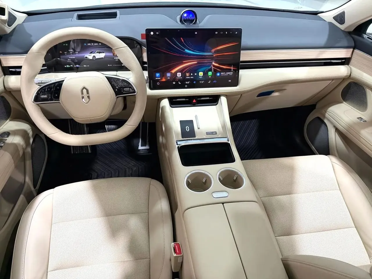 AITO 2025 AITO M5 extended range Ultra 4-wheel drive version automatic gear 5
