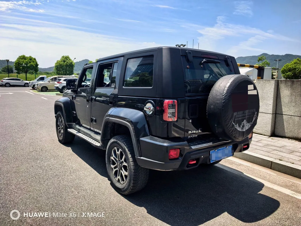 Beijing 2021 BJ40 2.0T Four-wheel Drive Ring Tower Champion Edition Automatic Gear 7