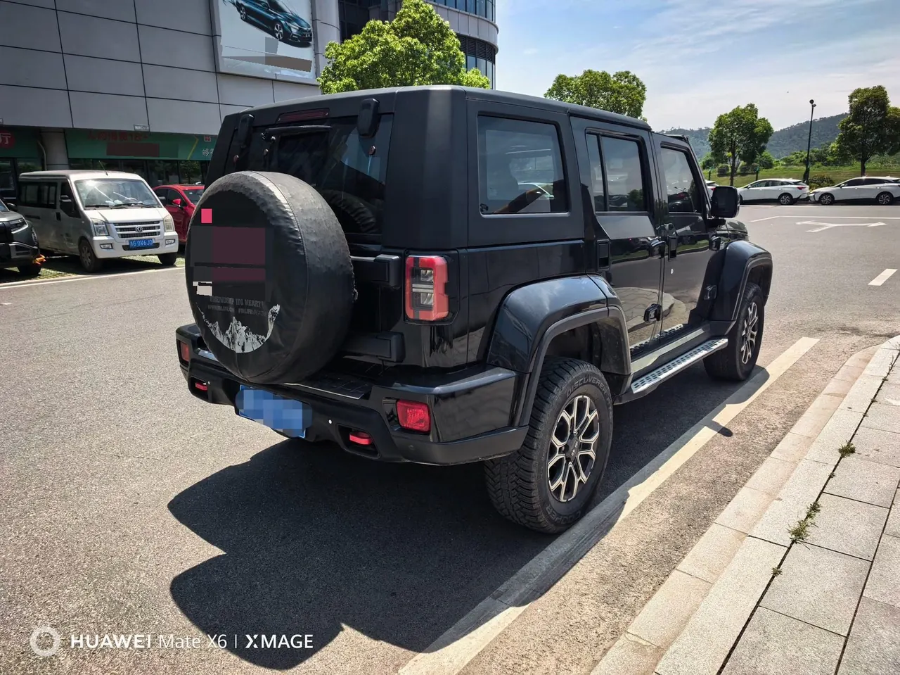 Beijing 2021 BJ40 2.0T Four-wheel Drive Ring Tower Champion Edition Automatic Gear 9