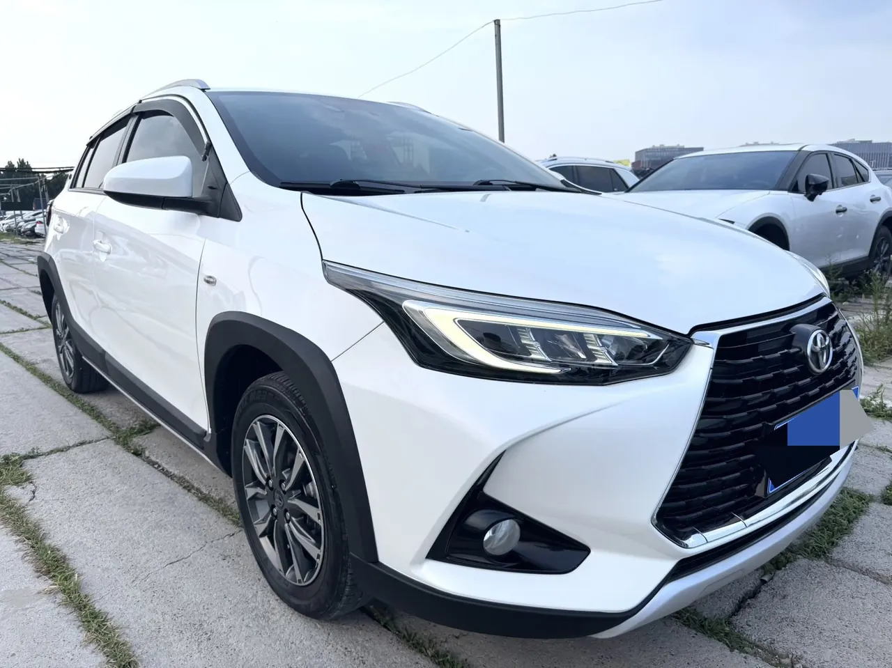 Open image lightbox: Toyota yaris 2022 YARiS L to dazzle 1.5 stepless luxury PLUS version of automatic gear