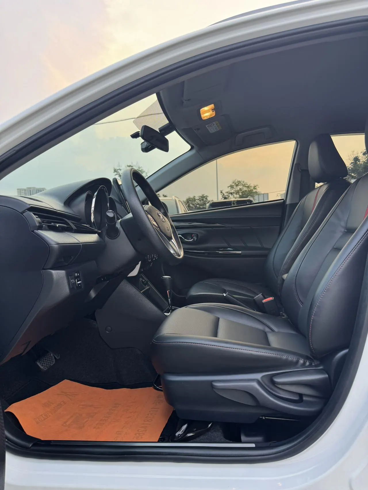 Toyota yaris 2022 YARiS L to dazzle 1.5 stepless luxury PLUS version of automatic gear 2