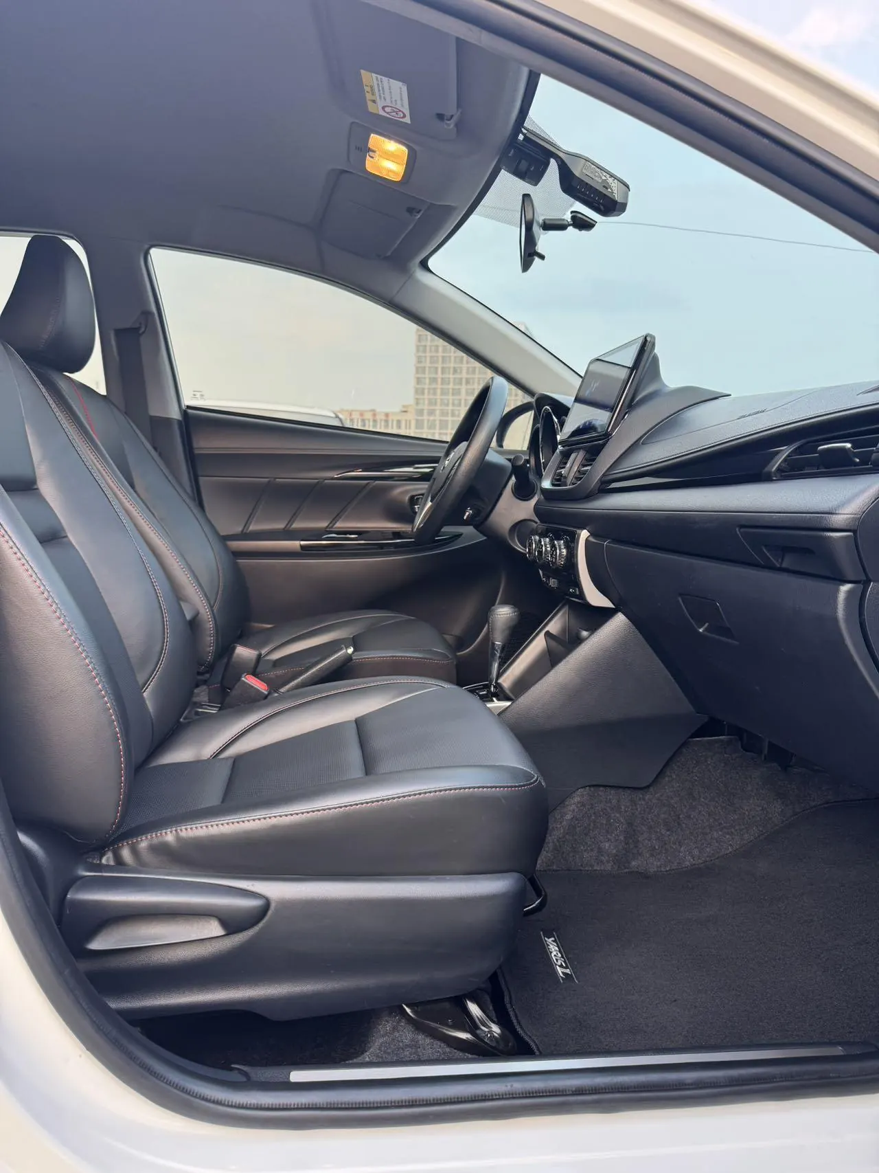 Toyota yaris 2022 YARiS L to dazzle 1.5 stepless luxury PLUS version of automatic gear 7
