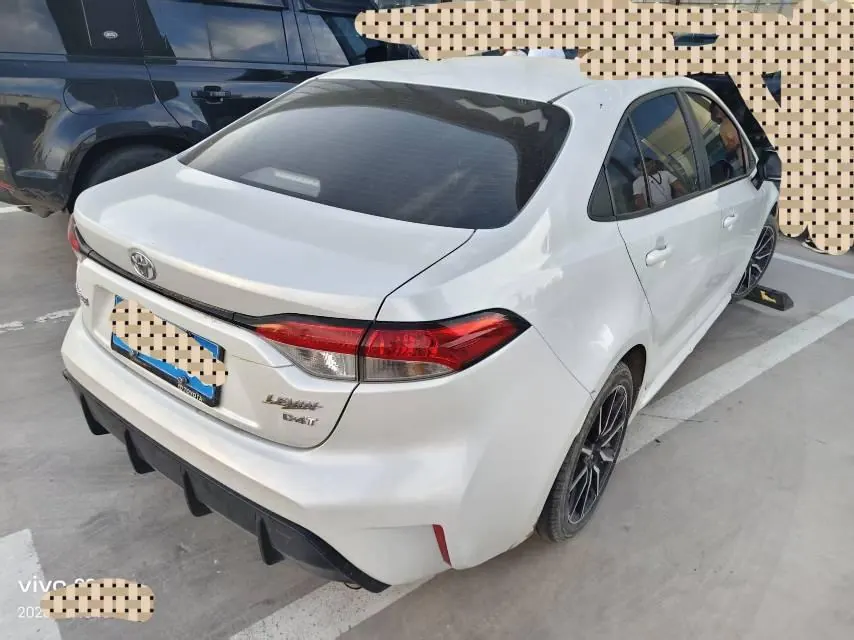 Toyota 2023 Lei Ling 1.2T Stepless 185T Sports Edition Automatic Gear 4