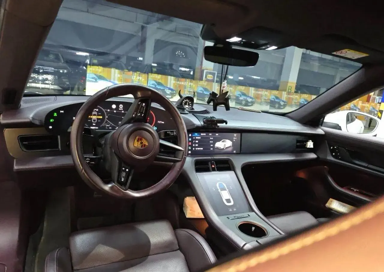 Porsche Taycan (Imported) 2020 Taycan Taycan Automatic 3