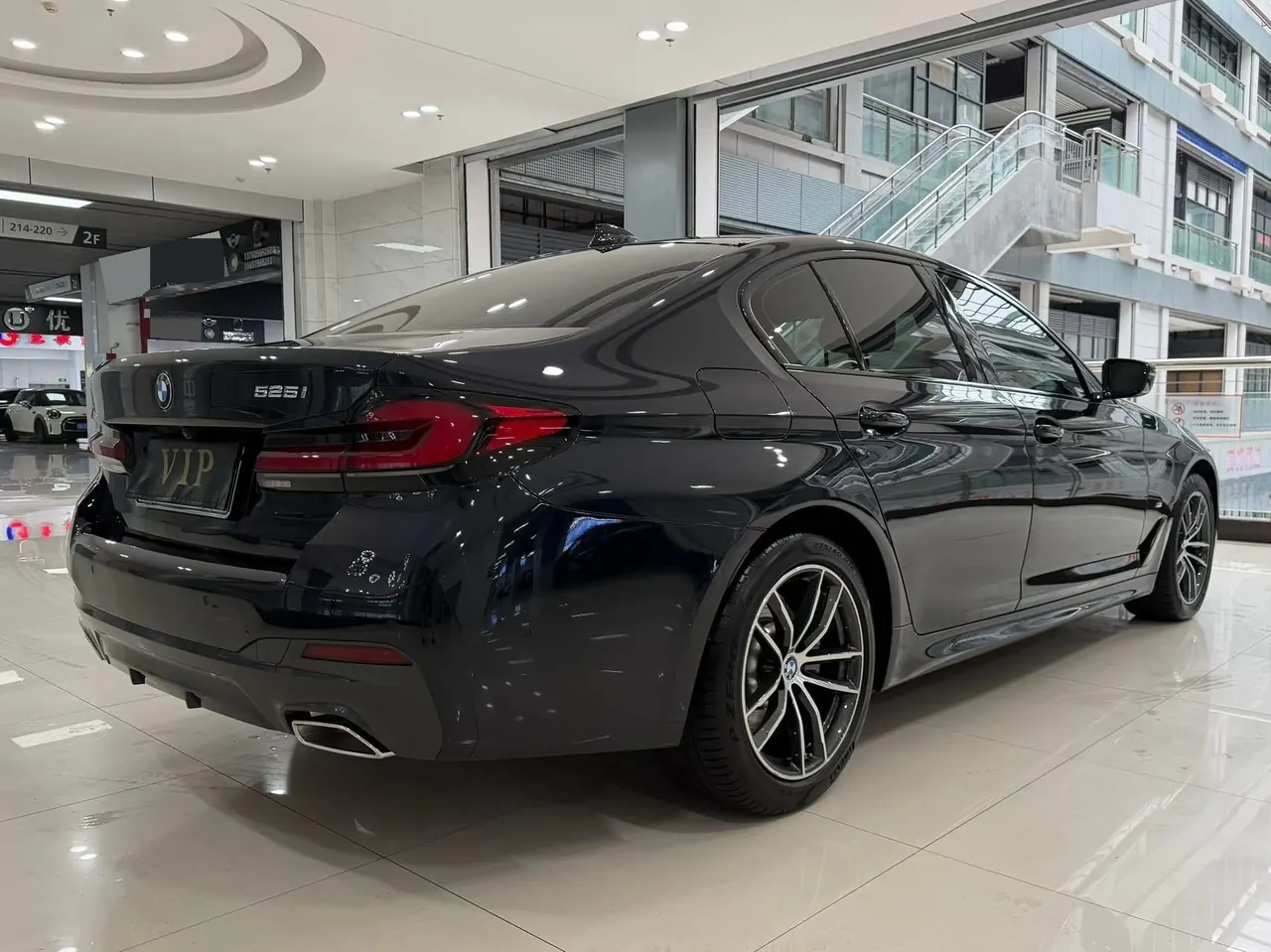 BMW 5 Series (Imported) 2022 525i 2.0T M Sports Suit (Modified 2) Automatic Gear 5