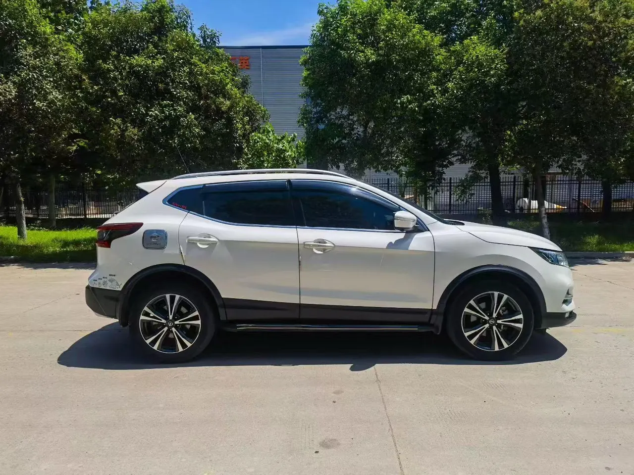 Nissan 2022 Xiao Ke 2.0 Stepless XV Prem Deluxe Edition Automatic Gear 6